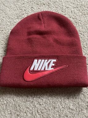 Supreme Nike Beanie Beanie Burgundy